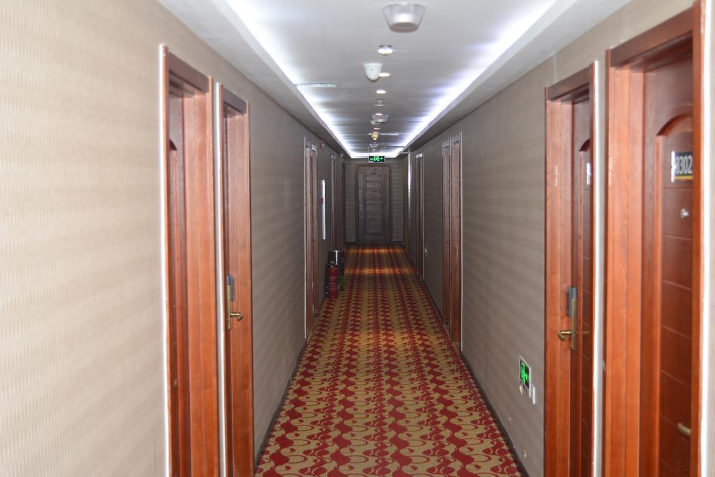 Super 8 Beijing Daxing Huangcun Hotell Exteriör bild