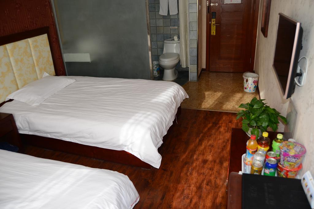Super 8 Beijing Daxing Huangcun Hotell Exteriör bild