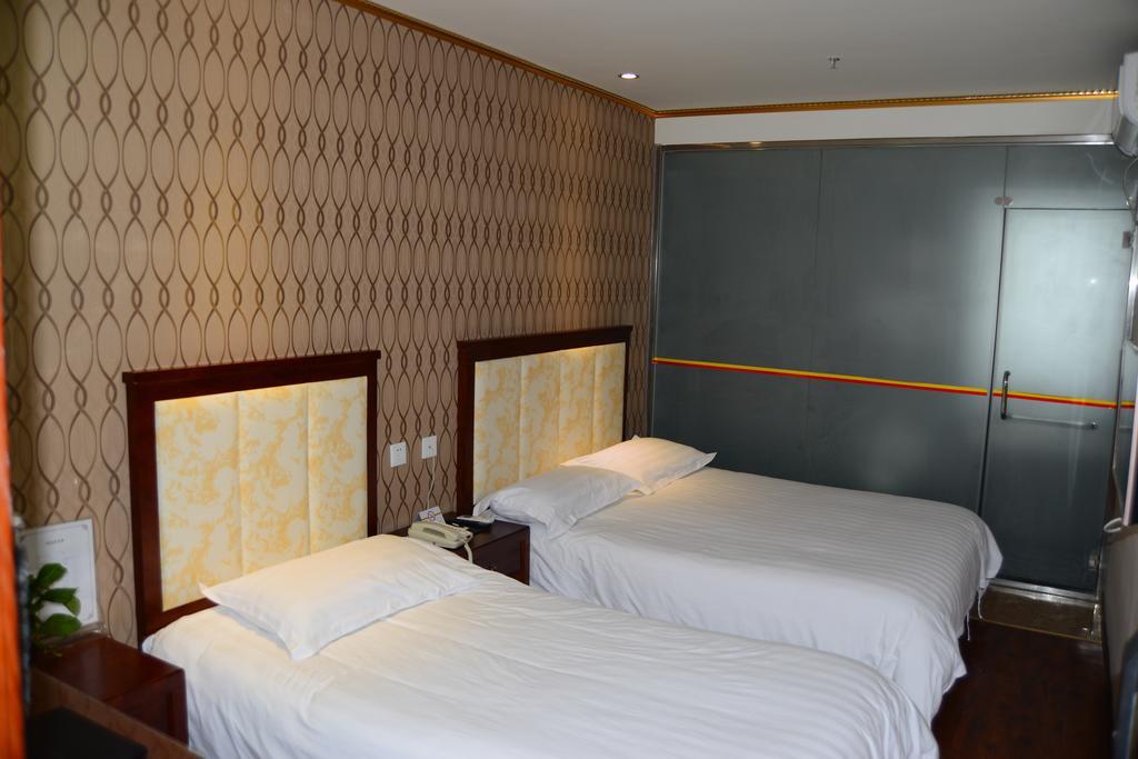 Super 8 Beijing Daxing Huangcun Hotell Exteriör bild
